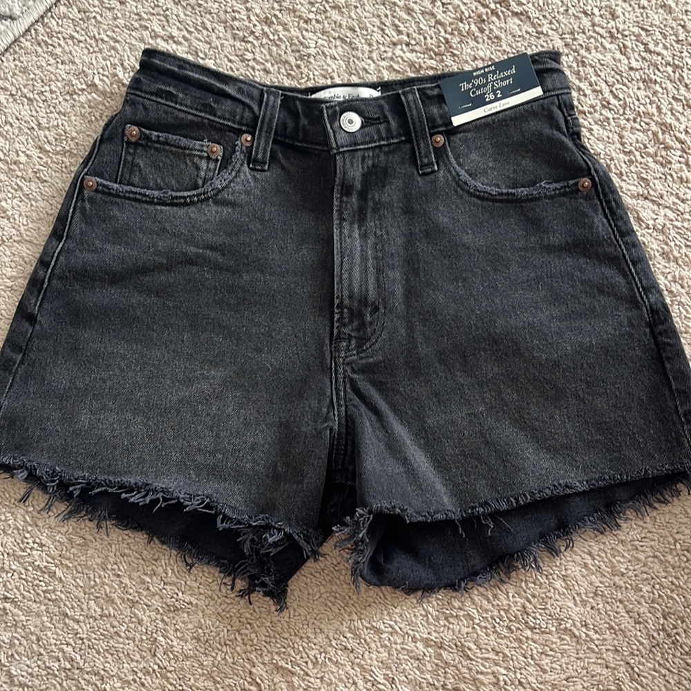 Abercrombie & Fitch 90s Relaxed Cutoff Short-High Rise-Curve Love-Back-Size 26/2